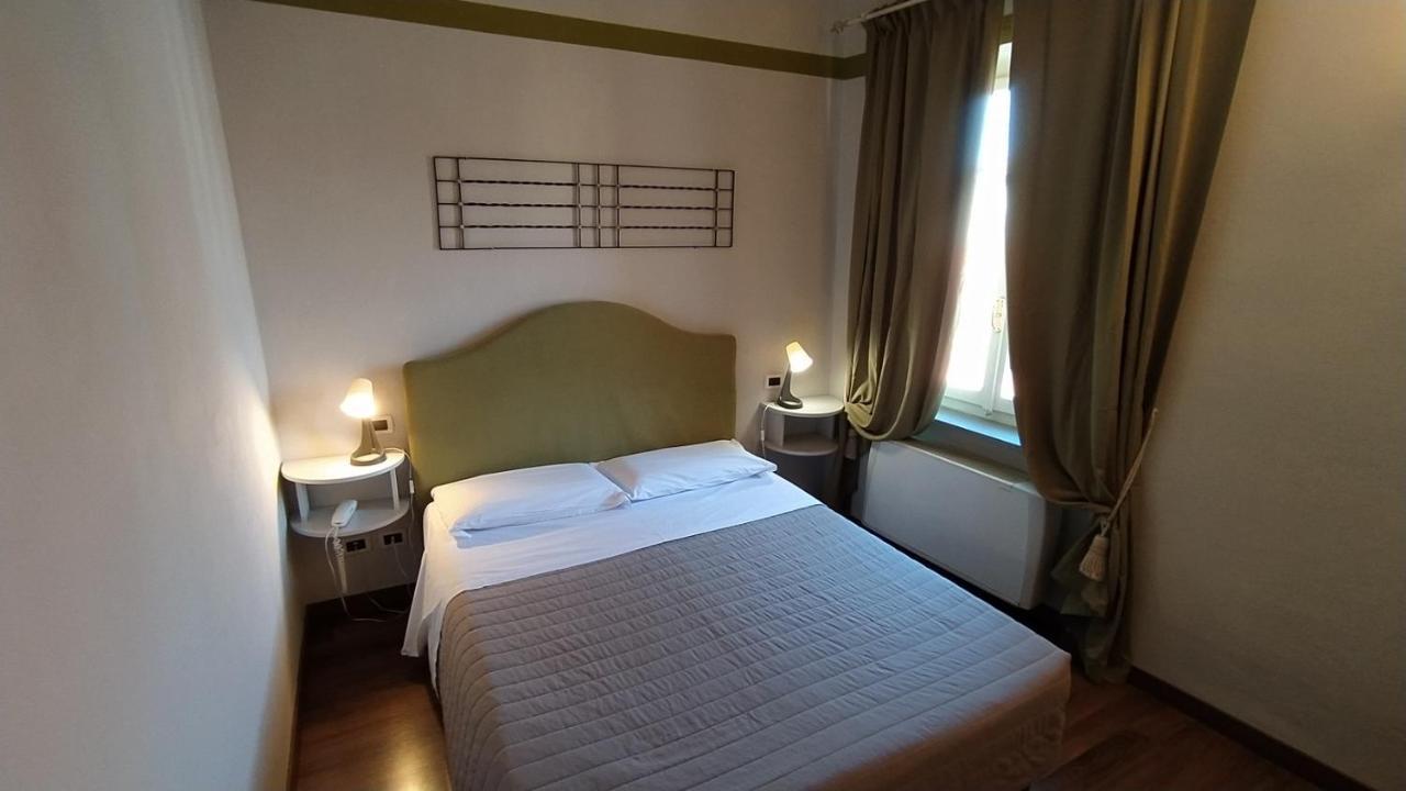 Albergo Moderno ลุคคา ภายนอก รูปภาพ